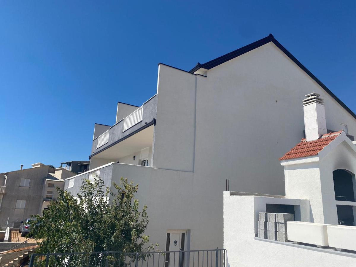 Apartment Stipic Omiš Exterior foto