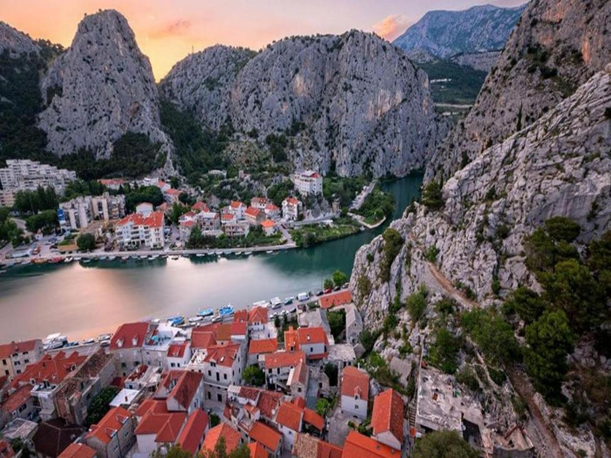 Apartment Stipic Omiš Exterior foto