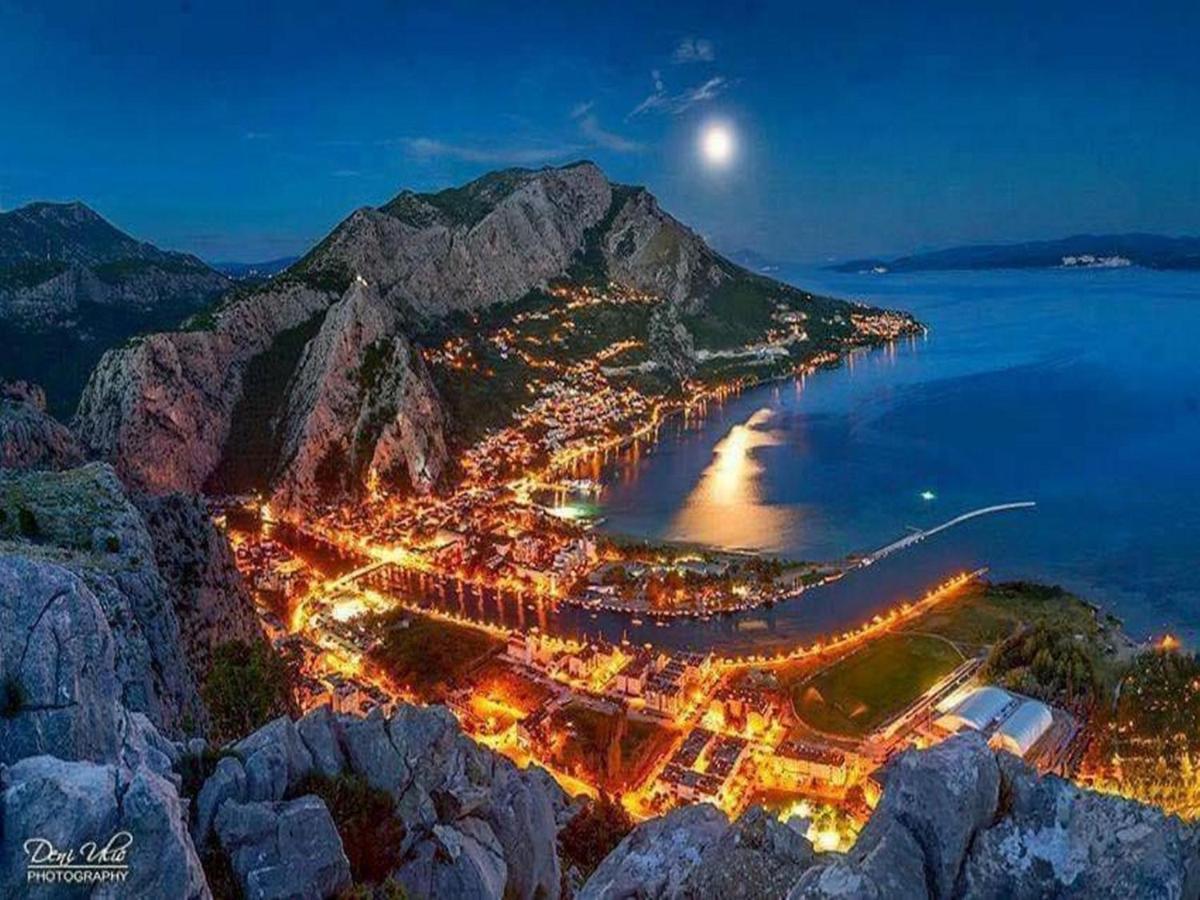 Apartment Stipic Omiš Exterior foto